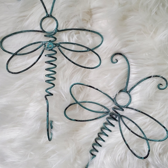 Metal Dragonfly Wall Decor/Hooks - Picture 4 of 4